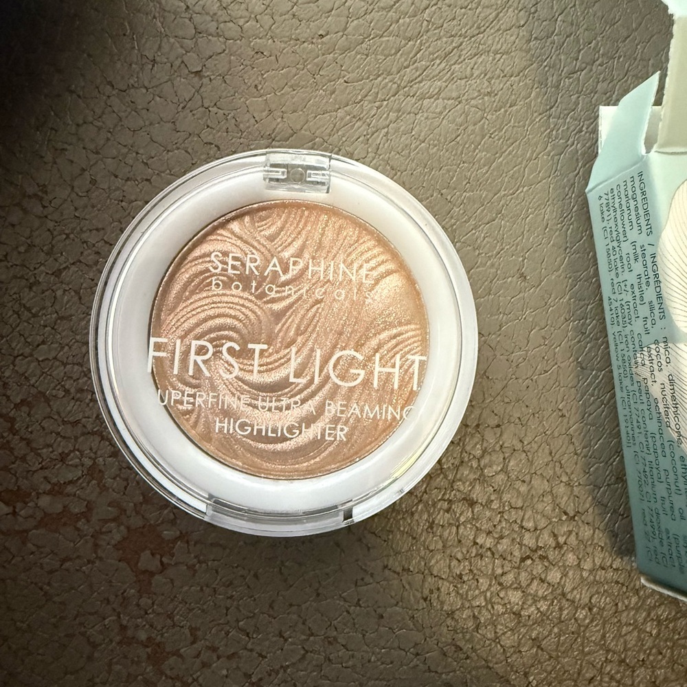 Seraphine First Light Highlighter - Shimmering Gold